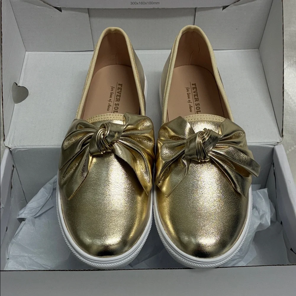 Fever Sole Gold Women's Loafers - Picture 1 of 5